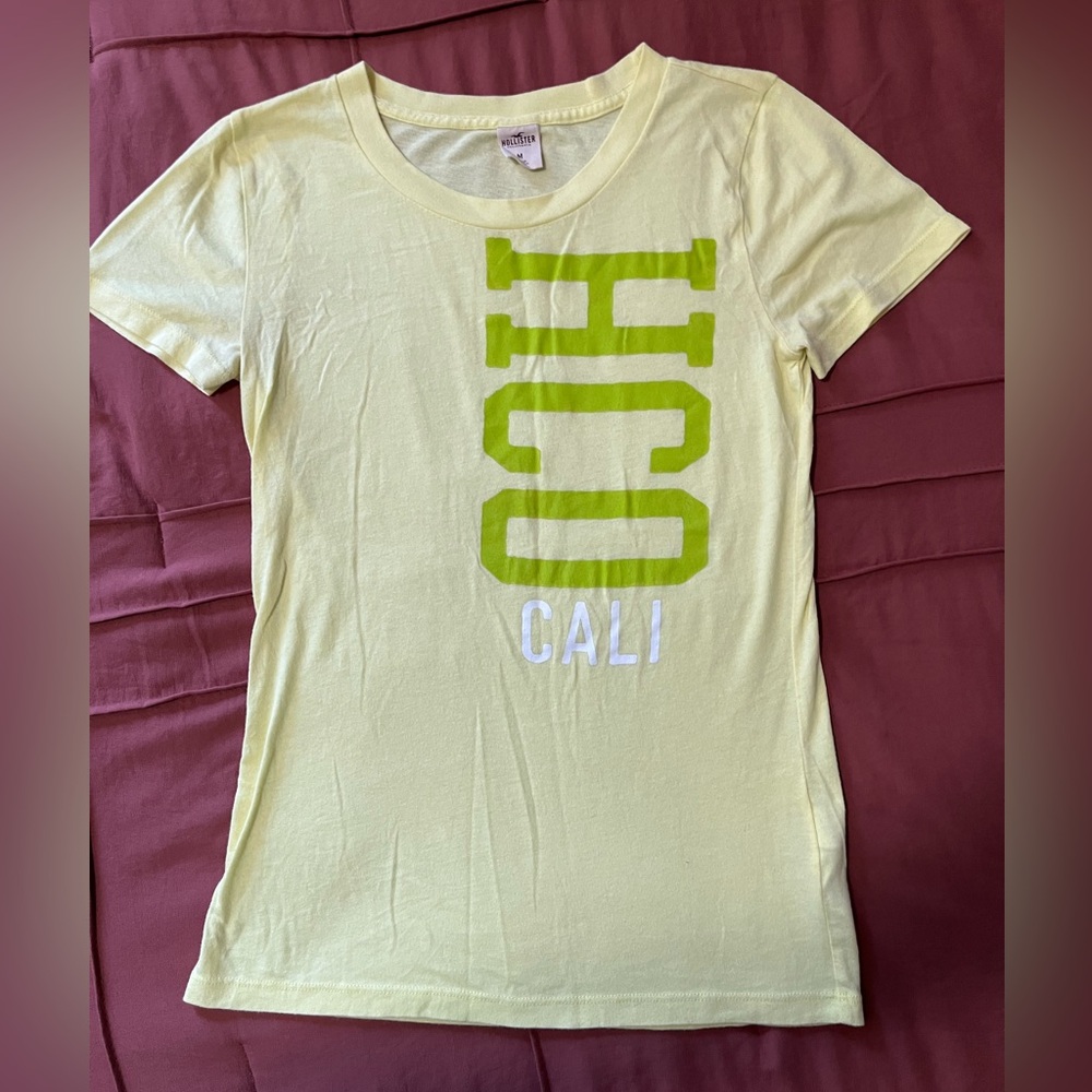 Holister HCO Cali Yellow Size M T-Shirt
